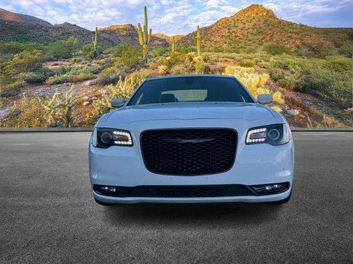 2022 Chrysler 300 S