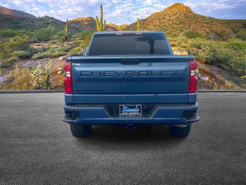 2024 Chevrolet Silverado 1500 Custom