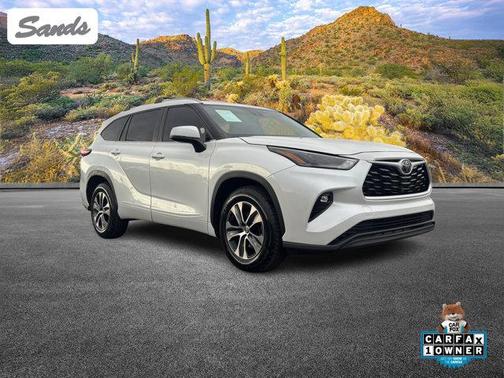 2023 Toyota Highlander XLE
