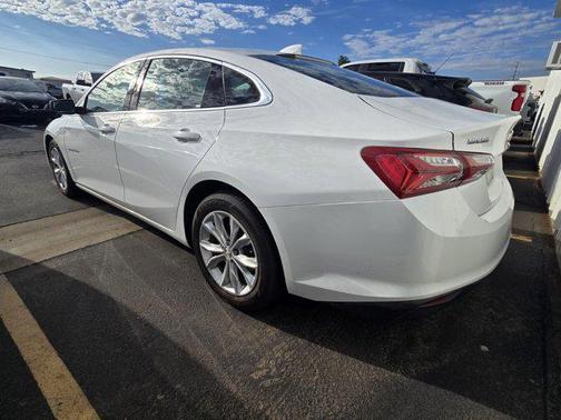 2022 Chevrolet Malibu FWD LT