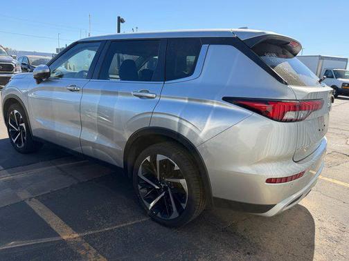 2024 Mitsubishi Outlander SE 2.5 2WD