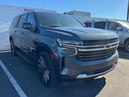 2021 Chevrolet Suburban LT