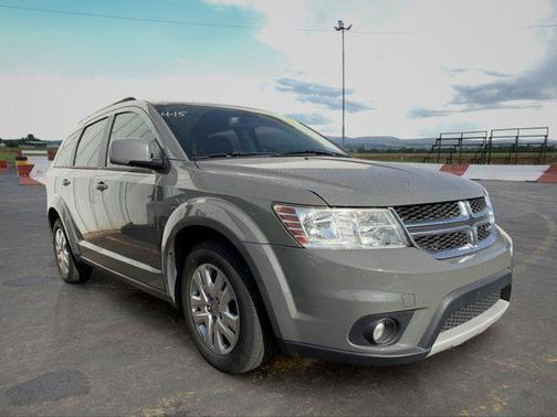 Destroyer Gray Clearcoat 2019 Dodge Journey SE