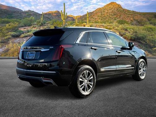 2023 Cadillac XT5 Premium Luxury