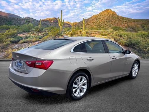 Mineral Gray Metallic 2023 Chevrolet Malibu FWD 1LT