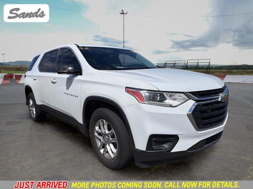 Summit White 2019 Chevrolet Traverse LS