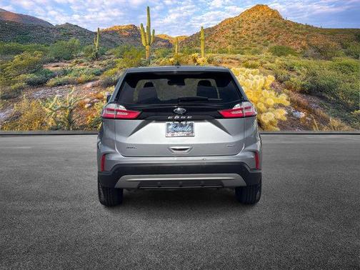 Silver Metallic 2023 Ford Edge SEL