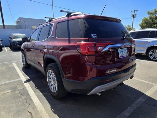2017 GMC Acadia SLE-2
