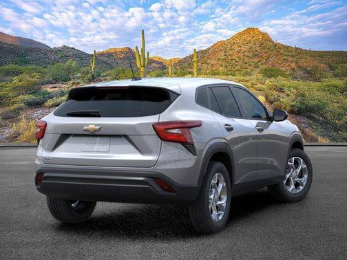 Sterling Gray Metallic 2026 Chevrolet Trax LS