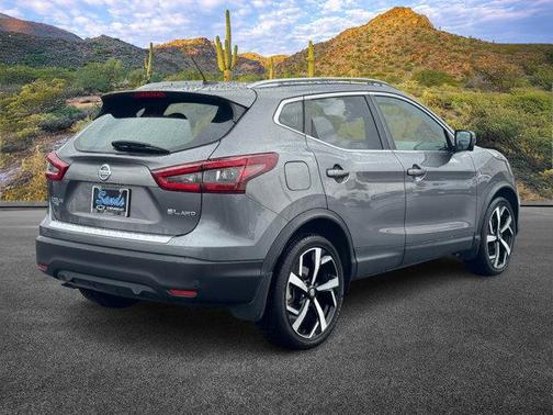 2022 Nissan Rogue Sport SL