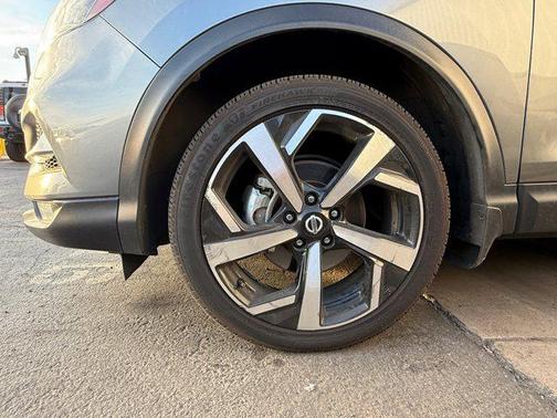 2022 Nissan Rogue Sport SL