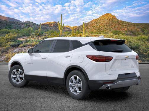 Summit White 2026 Chevrolet Blazer 2LT