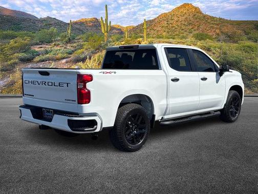 2025 Chevrolet Silverado 1500 Custom
