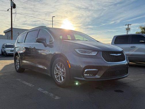 2021 Chrysler Pacifica Touring