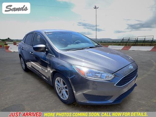 Magnetic 2018 Ford Focus SE