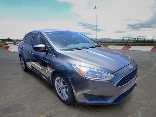 Magnetic 2018 Ford Focus SE