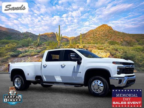 Summit White 2026 Chevrolet Silverado 3500 LT