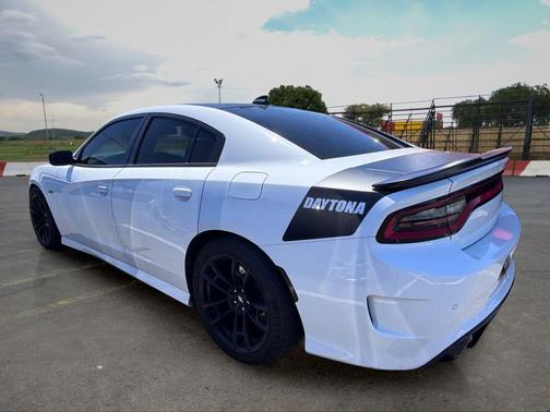 White Knuckle Clearcoat 2018 Dodge Charger Daytona 392 RWD