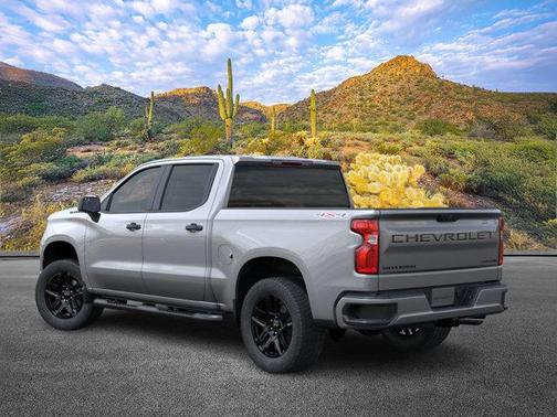 2025 Chevrolet Silverado 1500 Custom