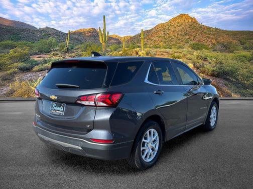 Iron Gray Metallic 2023 Chevrolet Equinox 1LT