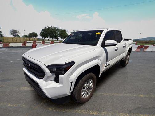 Ice 2025 Toyota Tacoma SR5