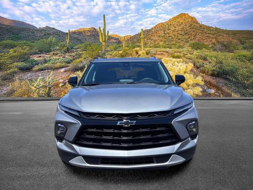 Sterling Gray Metallic 2024 Chevrolet Blazer 2LT