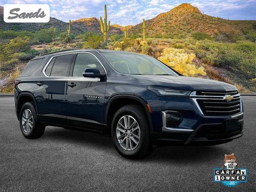 2023 Chevrolet Traverse LT Cloth