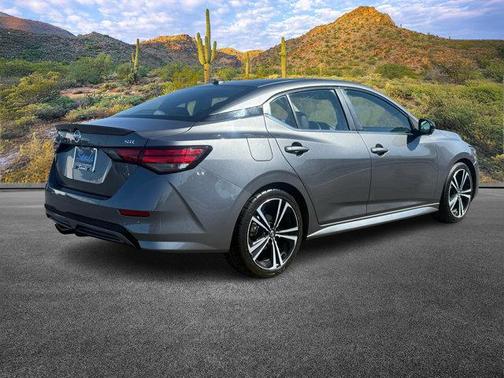 2022 Nissan Sentra SR