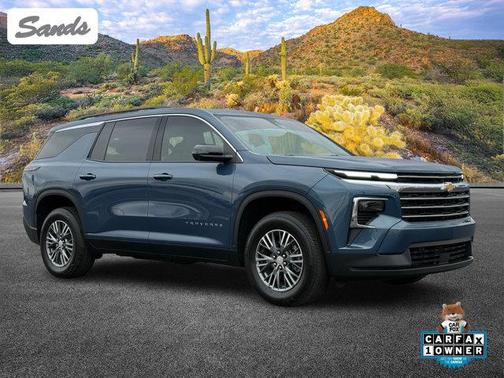 2024 Chevrolet Traverse LT