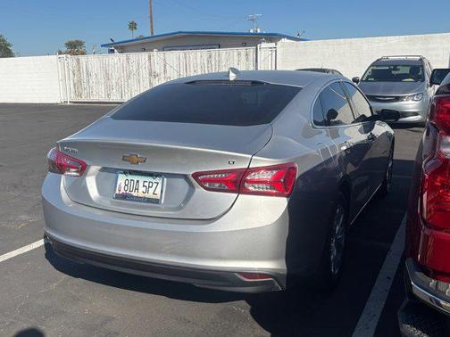 2022 Chevrolet Malibu FWD LT