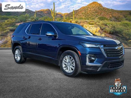 2023 Chevrolet Traverse LT Cloth
