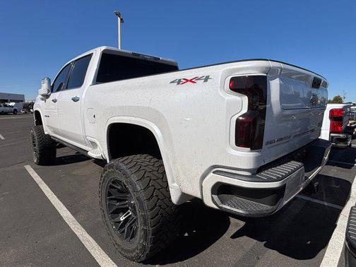 2022 Chevrolet Silverado 2500 High Country