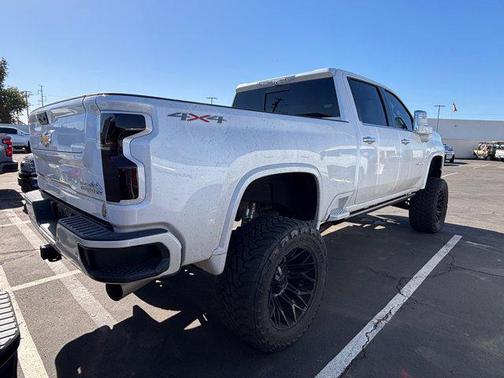 2022 Chevrolet Silverado 2500 High Country