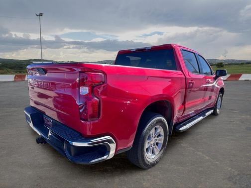Red Hot 2021 Chevrolet Silverado 1500 LT