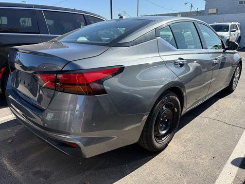2020 Nissan Altima S FWD