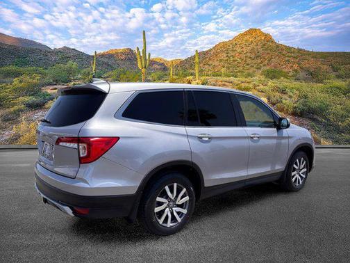 Lunar Silver Metallic 2020 Honda Pilot 2WD EX-L