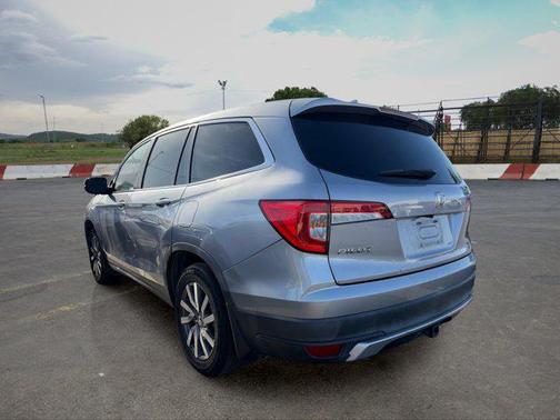 Lunar Silver Metallic 2020 Honda Pilot 2WD EX-L