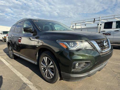 2020 Nissan Pathfinder SL 2WD