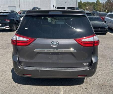 2015 Toyota Sienna XLE Premium