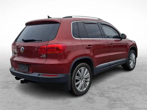 Wild Cherry Metallic - 2K2K 2016 Volkswagen Tiguan SE