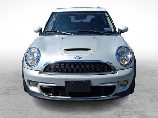 Pepper White - 850 2011 MINI Cooper S Base