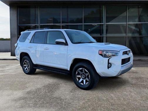 2024 Toyota 4Runner TRD Off Road