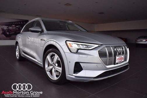 Photo 1 of 34 of 2019 Audi e-tron Prestige