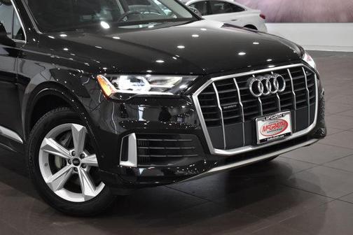 2022 Audi Q7 55 Premium