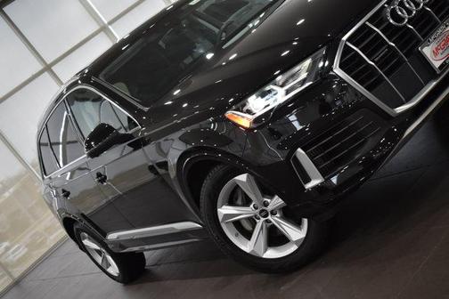 2022 Audi Q7 55 Premium
