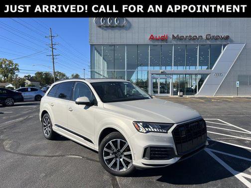 2023 Audi Q7 45 Premium Plus