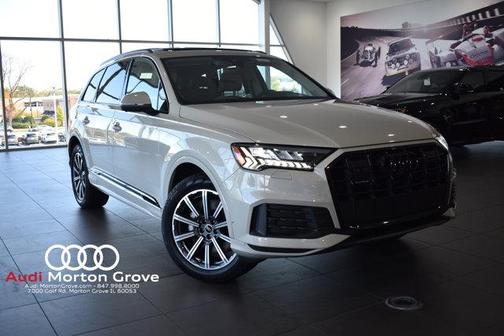 2023 Audi Q7 45 Premium Plus