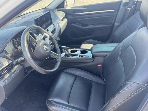 2024 Nissan Altima 2.5 SL