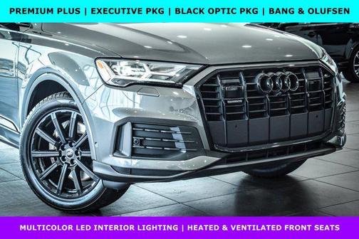 2022 Audi Q7 45 Premium Plus