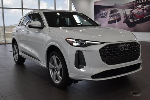 2025 Audi Q5 Premium Plus